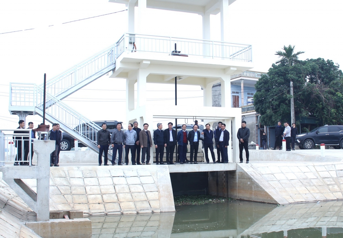 Hải Phòng Đẩy Nhanh Tiến Độ Nạo Vét Kênh Mương Để Đảm Bảo Nguồn Nước Sản Xuất 9 Hải Phòng Đẩy Nhanh Tiến Độ Nạo Vét Kênh Mương Để Đảm Bảo Nguồn Nước Sản Xuất